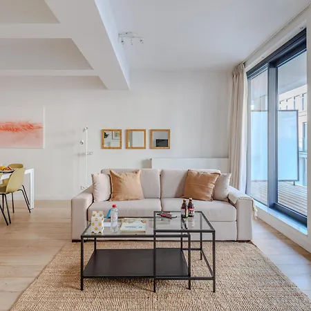 Sweett - Stassart Apartment
