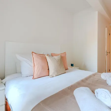 Sweett - Stassart Apartment Brussels