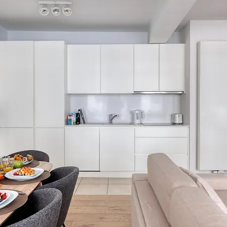 Sweett - Stassart Apartment